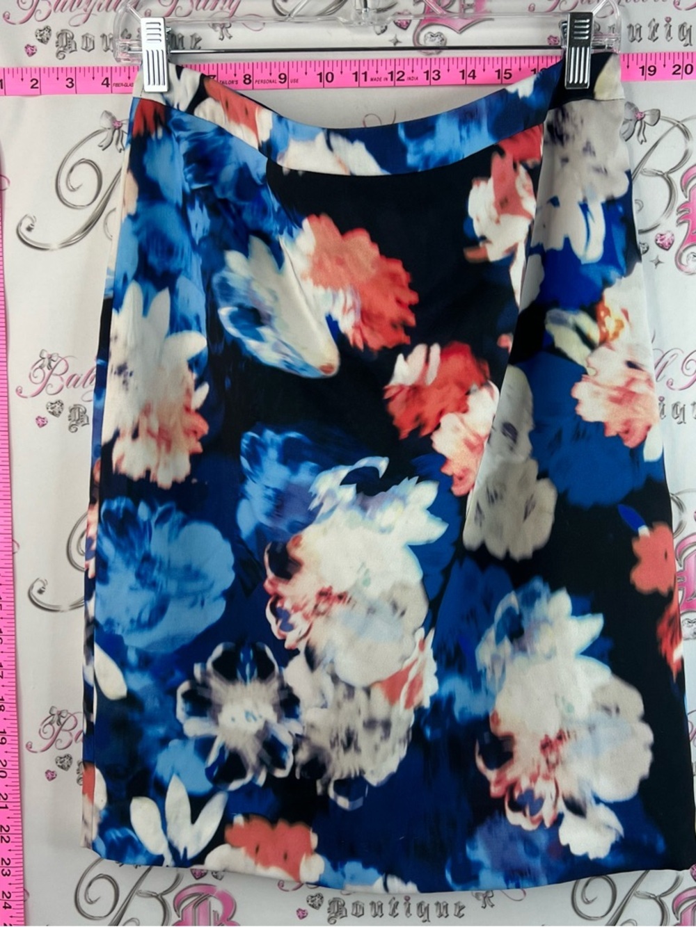 cleo Floral Pencil Skirt Flowy, Abstract comfortable in Navy, Blue,Coral & White